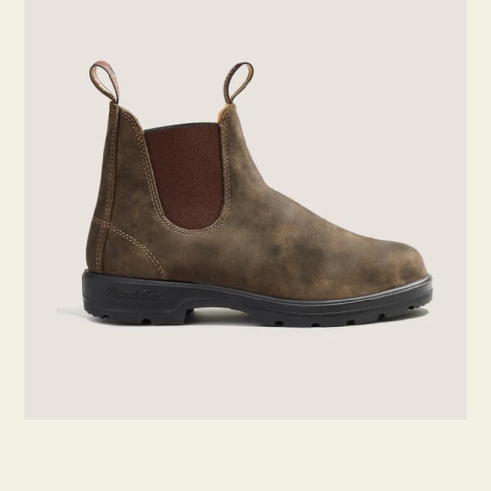 Blundstone women’s Chelsea Boots